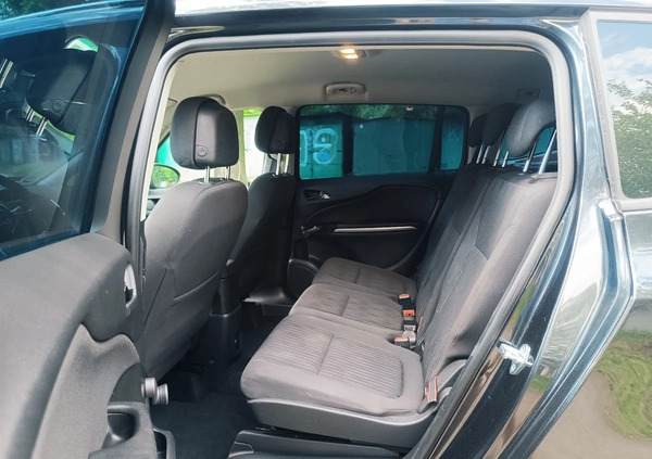 Opel Zafira cena 38200 przebieg: 194000, rok produkcji 2012 z Brzozów małe 79